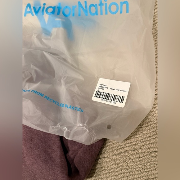 🏷️Aviator Nation Essentials SET - Picture 4 of 15